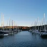 Ferienhaus Floating House - Marina Relax *