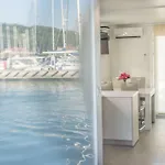 Floating House - Marina Relax Ferienhaus *