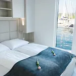 Floating House - Marina Relax