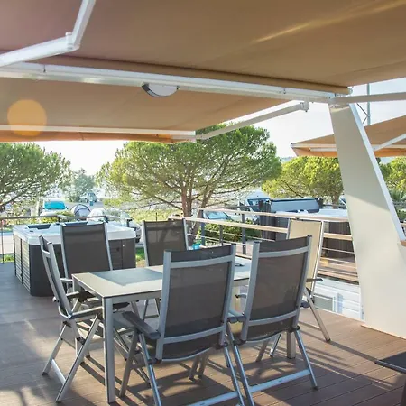 Floating House - Marina Relax Tatil Evi Portorož