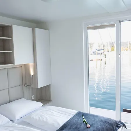 Σπίτι διακοπών Floating House - Marina Relax Πορτορόζ