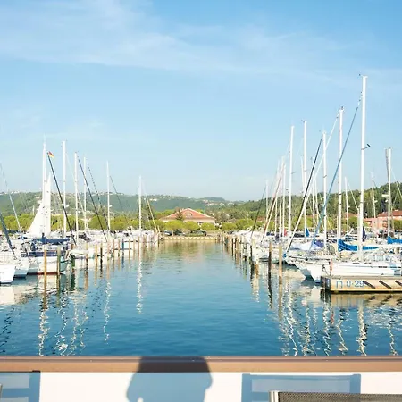 Floating House - Marina Relax Πορτορόζ