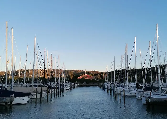 بيت للعطل Floating House - Marina Relax *