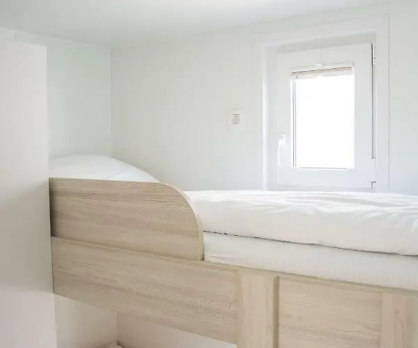 Floating House - Marina Relax بيت للعطل بورتوروز